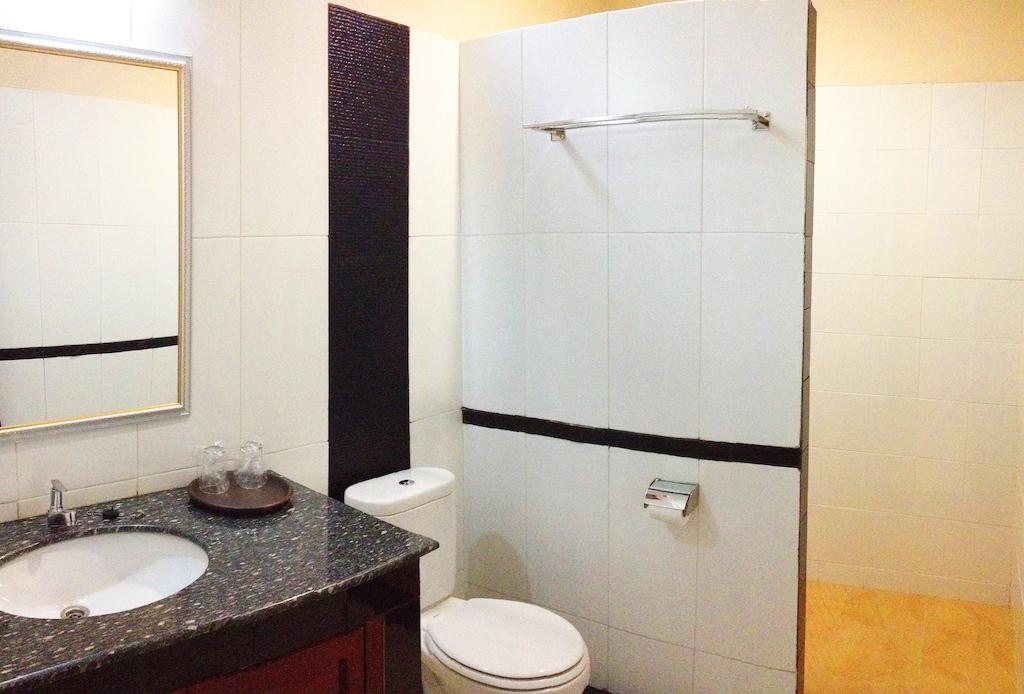 3C Familia Residence Yogyakarta Habitación foto