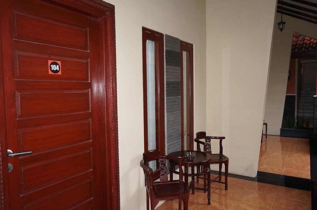 3C Familia Residence Yogyakarta Habitación foto